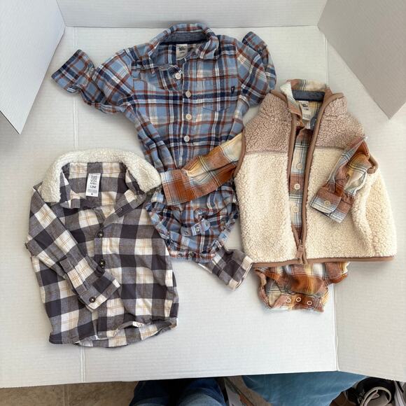 Bundle of 4 size 12 m long sleeve flannel, flannel shacket, & vest jacket - Picture 2 of 5